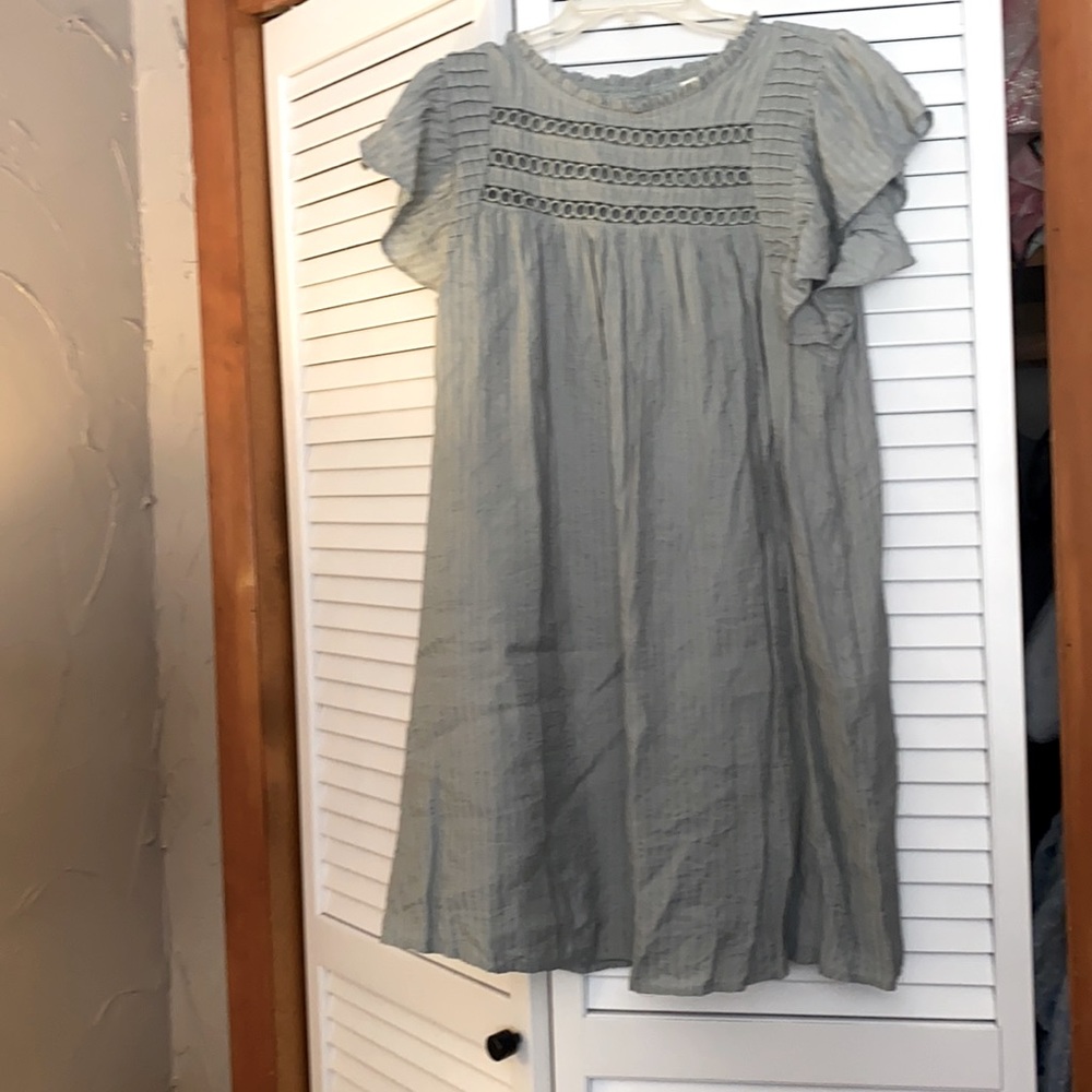 Women’s dress - it has pockets!